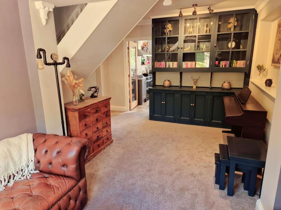 Large 4 Bedroom House On The River Wensum Sleeps 13 Norwich Bagian luar foto