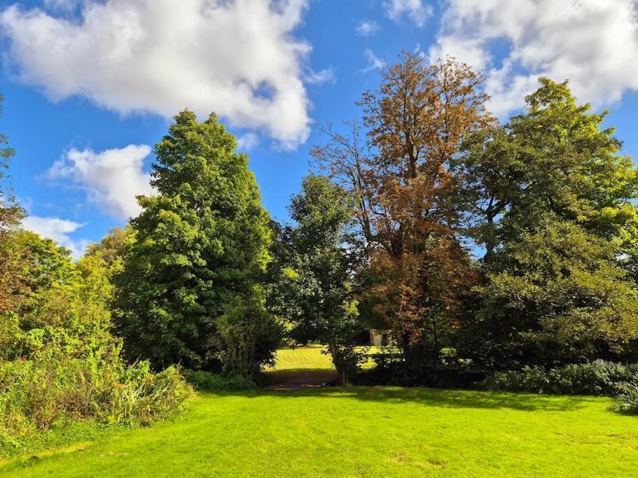 Large 4 Bedroom House On The River Wensum Sleeps 13 Norwich Bagian luar foto