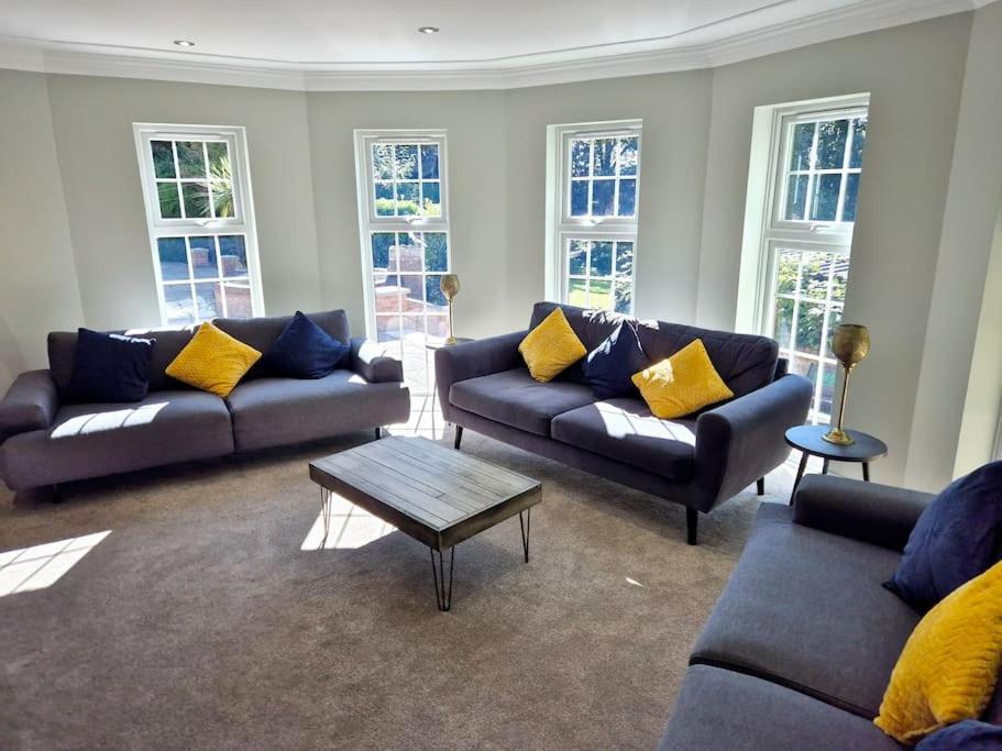 Large 4 Bedroom House On The River Wensum Sleeps 13 Norwich Bagian luar foto