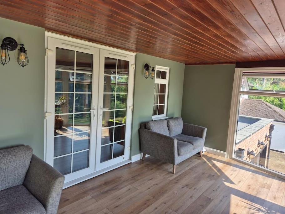 Large 4 Bedroom House On The River Wensum Sleeps 13 Norwich Bagian luar foto