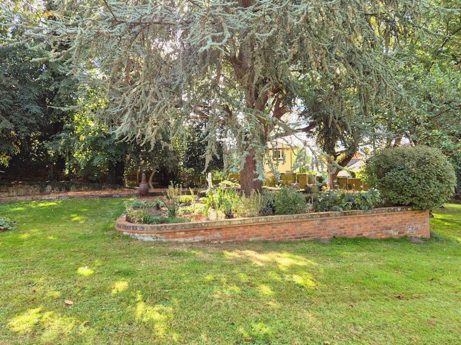Large 4 Bedroom House On The River Wensum Sleeps 13 Norwich Bagian luar foto