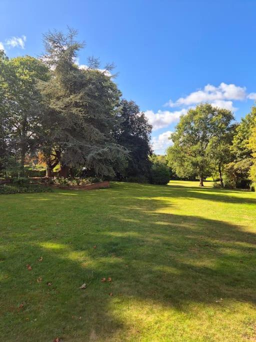 Large 4 Bedroom House On The River Wensum Sleeps 13 Norwich Bagian luar foto