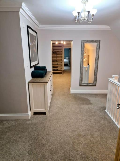 Large 4 Bedroom House On The River Wensum Sleeps 13 Norwich Bagian luar foto
